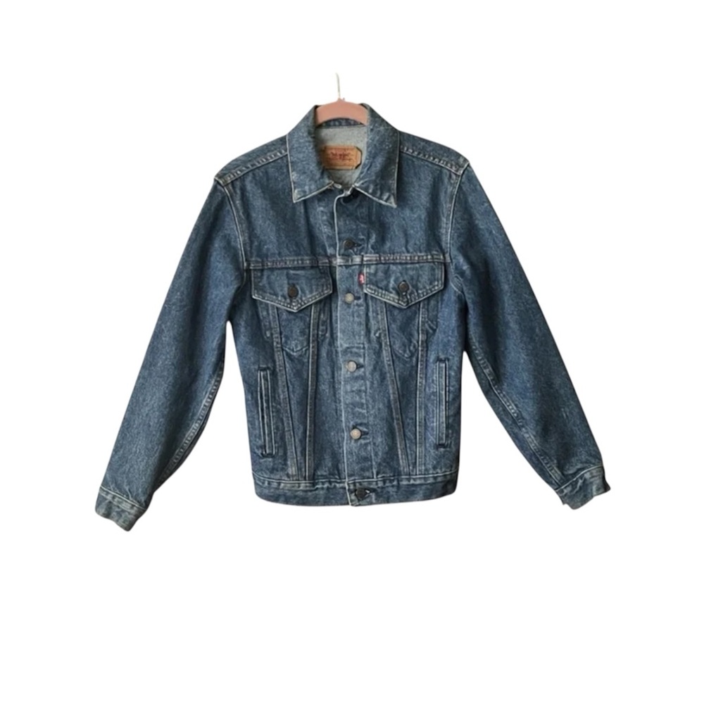 Vintage 1987 Levi Denim Jean Trucker Jacket. Size R34.